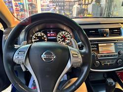 نيسان ألتيما